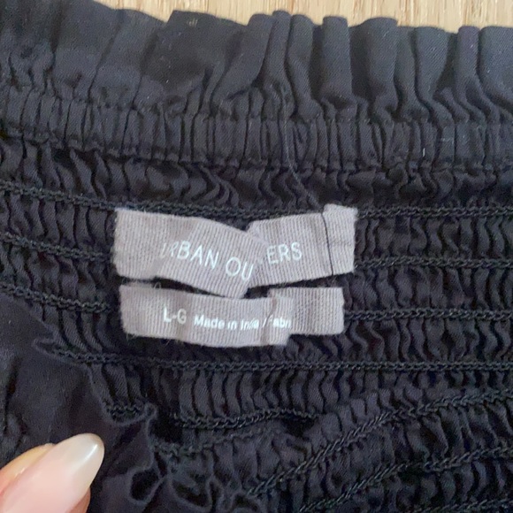 Urban Outfitteds Black black crop top - Picture 3 of 3